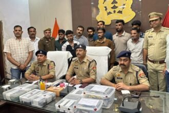 Bijnor Police bust inter-state arms gang: 17 illegal weapons and equipment seized, 8 arrested IMAGE CREDIT TO POLICE