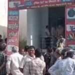 Sensational incident in Babugarh: Electronics businessman murdered by slitting his throat. Blood soaked body found in warehouse IMAGE CREDIT TO REPORTER