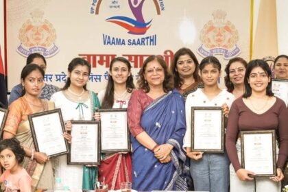On Women’s Day, Shamli’s daughter Swati Rozha honored at Police Headquarters, Lucknow IMAGE CREDIT TO रिपोर्टर