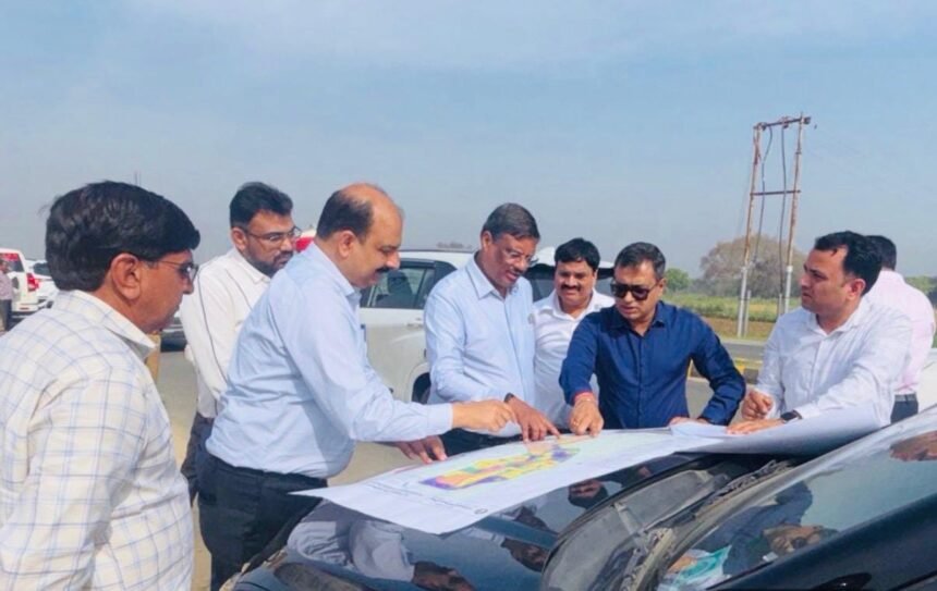 Additional Chief Secretary inspects Raya Urban Center IMAGE CREDIT TO प्राधिकरण