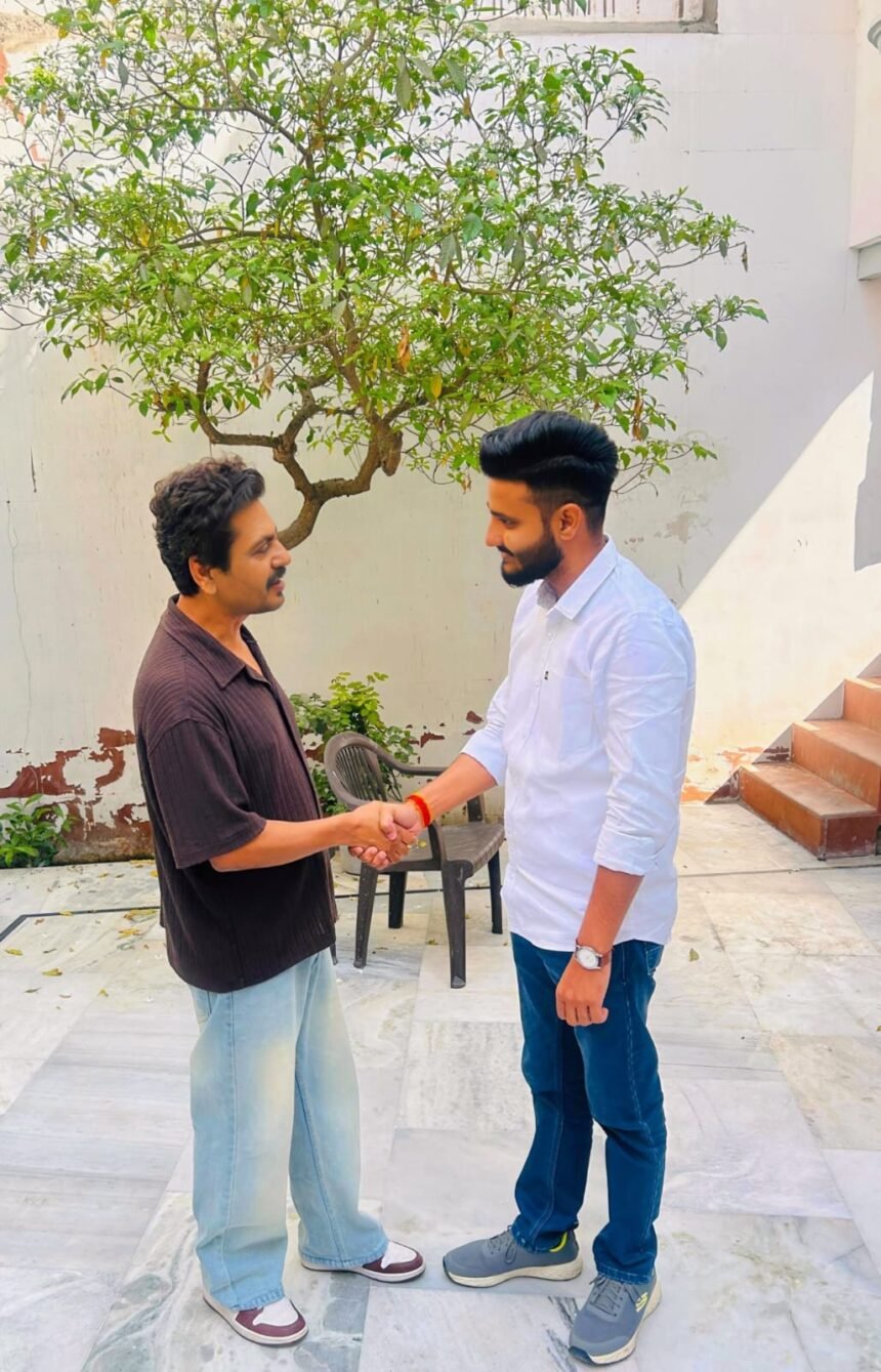 BJP Yuva Morcha district vice-president pays courtesy visit to actor Nawazuddin Siddiqui. IMAGE CREDIT TO REPORTER