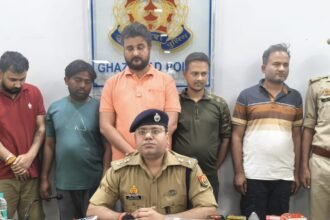 Cyber Crime police unravel gang cheating people in the name of insurance policies; 5 accused arrested IMAGE CREDIT TO POLICE