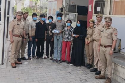 Kaushambi police arrest gang taking photographs of security forces, including at railway stations. IMAGE CREDIT TO POLICE