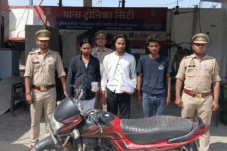 Three friends formed a two-wheeler theft gang; Tronica City Police arrested them IMAGE CREDIT TO POLICE
