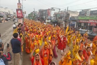 A grand procession set out with 5,100 pots, turning the city into a center of devotion and faith IMAGE CREDIT TO रिपोर्टर