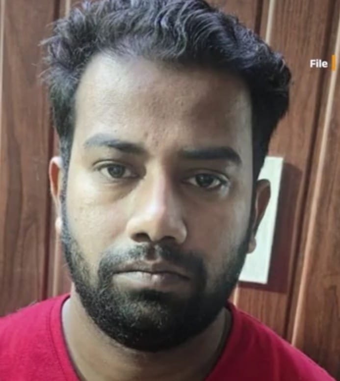 Major conspiracy foiled: Two accused who were sending scouts to temples for Pakistan arrested IMAGE CREDIT TO पुलिस