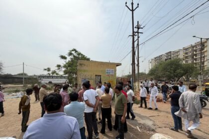 UP Housing Development strike: Mafia rule ends with government land worth Rs 15 crore! IMAGE CREDIT TO आवास विकास