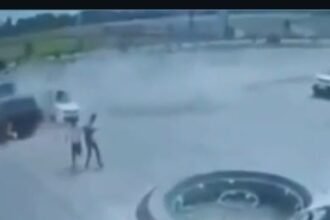 Severe accident on NH 9: High-speed car crashes into stationary vehicles, female driver dies; entire incident captured on CCTV. IMAGE CREDIT TO REPORTER