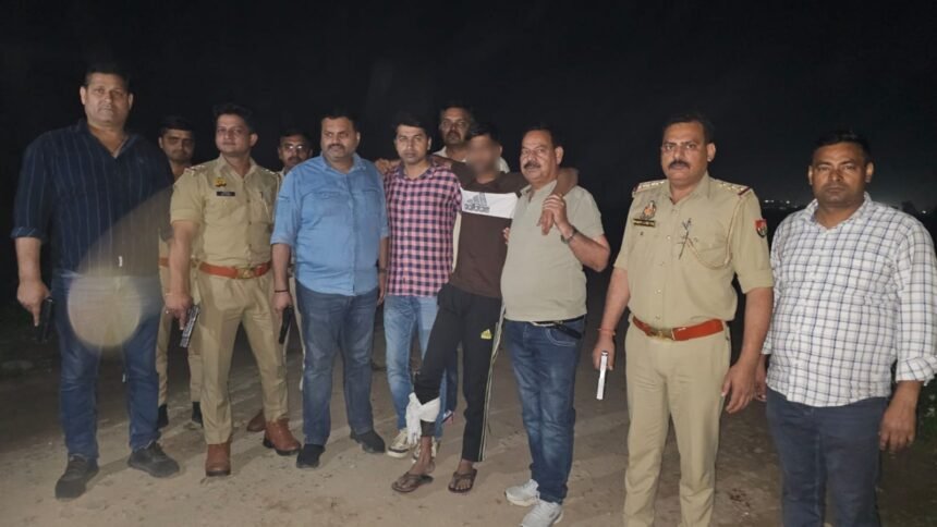In a police encounter, a criminal carrying a ₹50,000 reward was injured; the main आरोपी in the ₹64 lakh robbery case has been arrested. IMAGE CREDIT TO POLICE