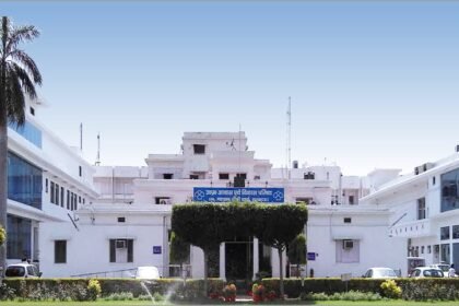 Navratri celebrations in Siddharth Vihar, Vasundhara, and Mandola: 55 allottees got their registry done, generating ₹15 crore revenue for the council. IMAGE CREDIT TO आवास विकास परिषद प्रोफाइल फोटो