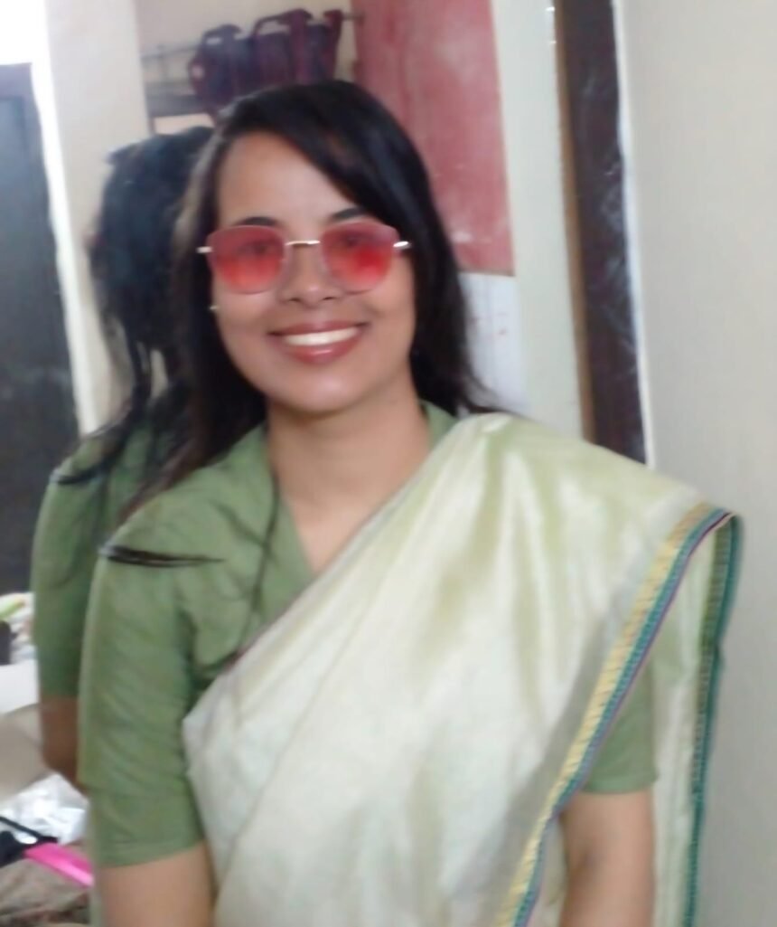 The daughter of a stamp vendor became an Assistant Commissioner, achieving success on her first attempt. IMAGE CREDIT TO रश्मि कुमारी प्रोफाइल फोटो