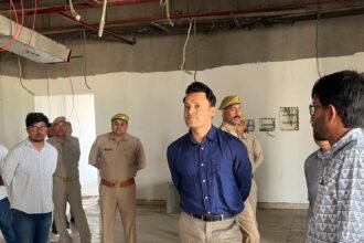 Following the model of Bharat Mandapam, a grand 'Bunkar Mart' is being prepared in Ghaziabad, and the Vice Chairman expressed displeasure over its slow progress. IMAGE CREDIT TO प्राधिकरण