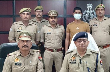 Ibrat Khan murder case solved: accused arrested, pistol and moped recovered. IMAGE CREDIT TO POLICE