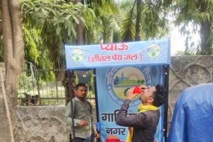 Relief in rising heat: the municipal corporation has set up temporary drinking water kiosks across the city. IMAGE CREDIT TO नगर निगम