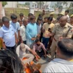 Uproar in Modinagar after animal remains are found; demand for the arrest of the accused IMAGE CREDIT TO रिपोर्टर
