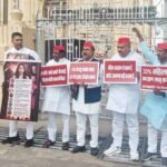 Samajwadi Party stages a massive protest in Lucknow demanding implementation of 33% reservation for women IMAGE CREDIT TO रिपोर्टर