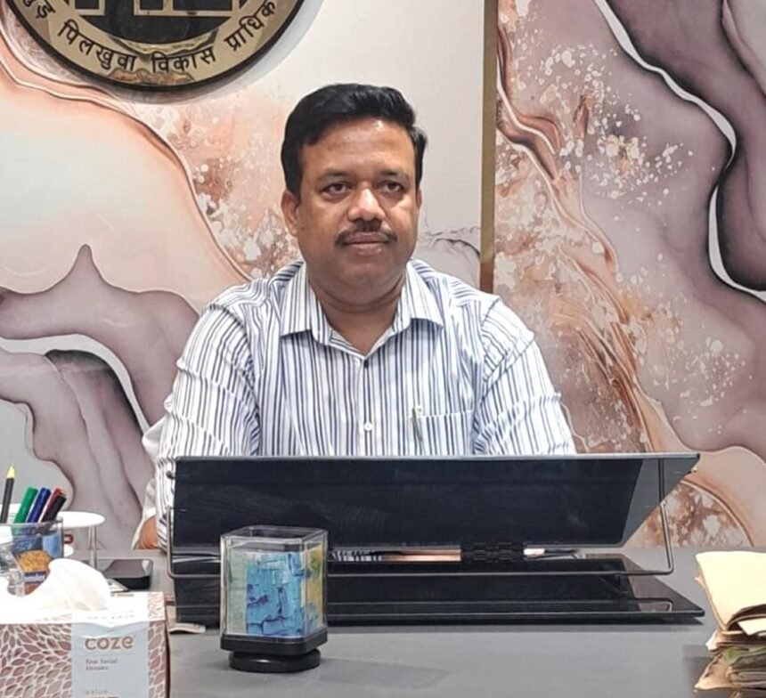 Accelerating government schemes is a priority: Mukesh Chandra IMAGE CREDIT TO उपाध्यक्ष फाइल फोटो