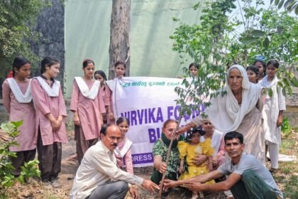 Nirvika Foundation conveyed a message of environmental conservation by carrying out a tree plantation drive. IMAGE CREDIT TO फाउंडेशन