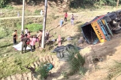 DCM falls into a gorge while going for Mundan ceremony; seven women seriously injured. IMAGE CREDIT TO POLICE