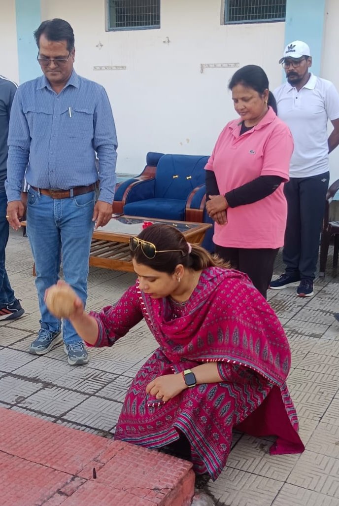 Grand inauguration of Tarantala; DM Jasjeet Kaur inaugurated the event by cutting the ribbon. IMAGE CREDIT TO सूचना विभाग