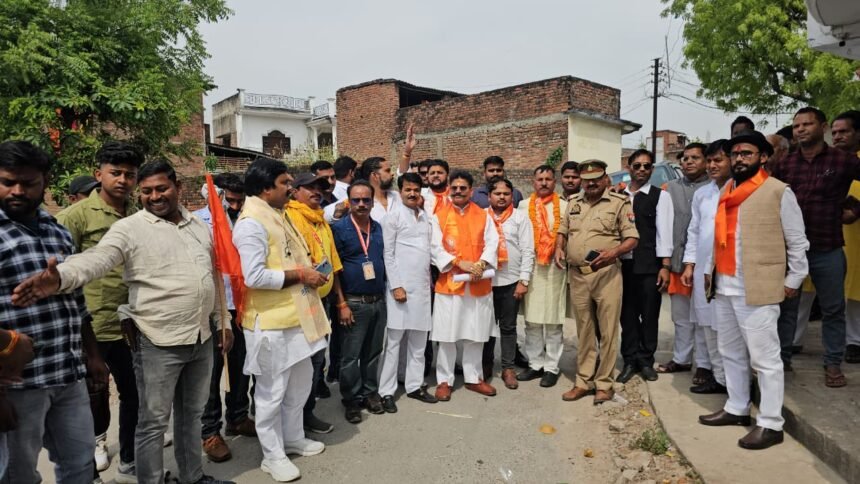 Wake up, Hindus, wake up march; a wave of public awakening, a resolve for nation-building: Gopal Rai IMAGE CREDIT TO विश्व हिंदू रक्षा परिषद