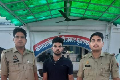 Reward of ₹10,000 accused caught for stealing cattle and committing cow slaughter; motorcycle recovered IMAGE CREDIT TO POLICE