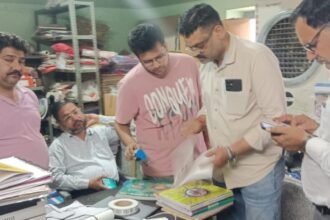 A warehouse was raided on suspicion of fake NCERT books, and an investigation committee has been formed. IMAGE CREDIT TO REPORTER