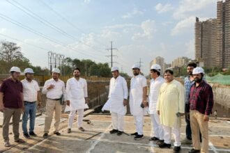 Development works were inspected in Greater Noida West, and the traffic system will be transformed with an underpass and road widening. IMAGE CREDIT TO रिपोर्टर