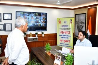 A public hearing was held at the Municipal Corporation headquarters under the “Sambhav” initiative, where the Municipal Commissioner listened to citizens’ issues. IMAGE CREDIT TO NAGAR NIGAM