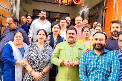 In the "Gram Chalo, Booth Chalo" campaign, MLA Ajit Pal Tyagi highlighted the government's achievements IMAGE CREDIT TO BJP