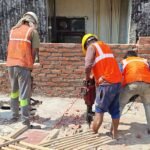 Builder lobby’s opposition proves ineffective: Housing Development Authority launches a major drive in Vasundhara, bulldozers roll over two illegal buildings IMAGE CREDIT TO आवास विकास