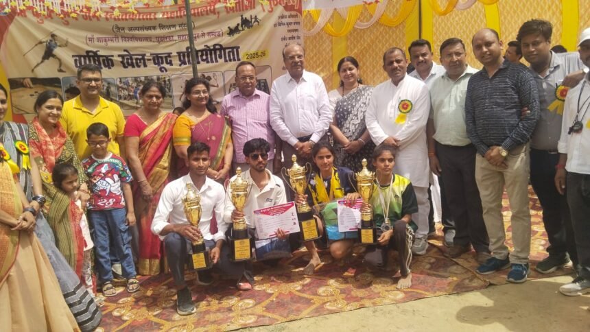 Exciting Kabaddi and Tug-of-War events held at the annual sports competition. IMAGE CREDIT TO विद्यालय