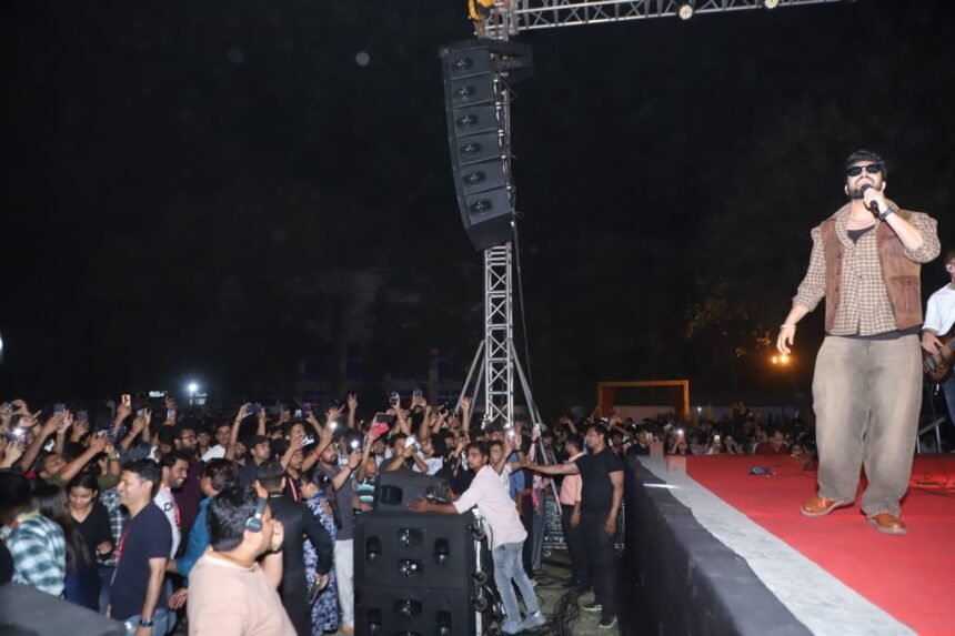 Students danced with enthusiasm at the Spandan 2026 Star Night of Dr. K. N. Modi University; Punjabi singers set the stage alive with electrifying performances. IMAGE CREDIT TO यूनिवर्सिटी