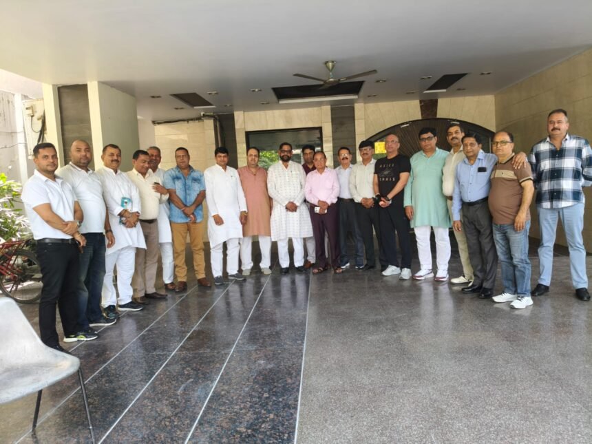 The birth anniversary of Lord Parshuram will be celebrated with great enthusiasm on April 19, and a collective event will be held on April 26. IMAGE CREDIT TO महासभा