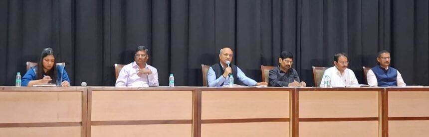 An interim increase in minimum wages has provided relief to workers, with the new rates coming into effect from April 1, 2026. IMAGE CREDIT TO सूचना विभाग