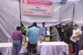 Allottees thronged the GDA camp: 99 files were resolved on the third day IMAGE CREDIT TO प्राधिकरण