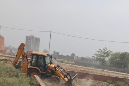 Ghaziabad Development Authority takes major action: Illegal colony being developed over 30,000 square meters in Modinagar demolished IMAGE CREDIT TO AUTHORITY