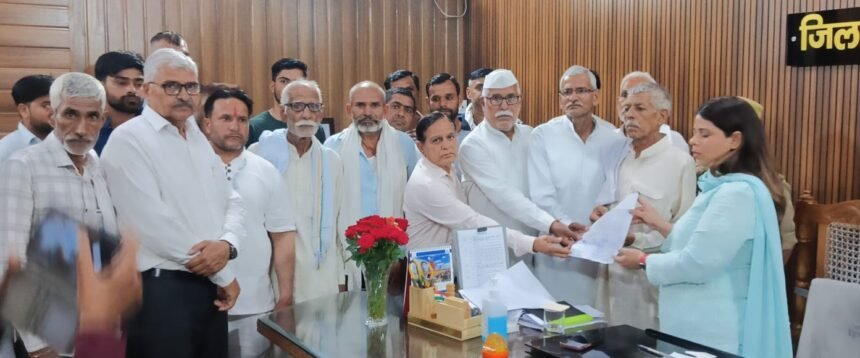 RLD submitted a memorandum demanding amendments to the Ganga Expressway. IMAGE CREDIT TO राष्ट्रीय लोक दल