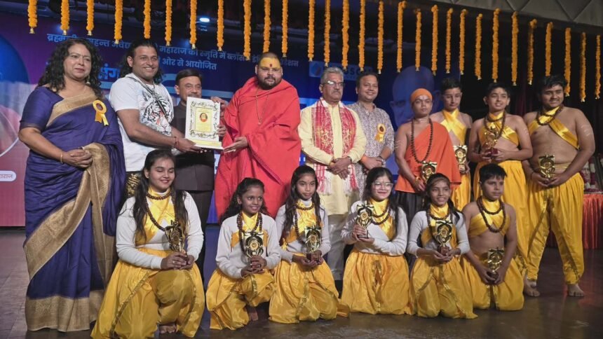 National seminar in Ghaziabad: Deliberations held on the role of Gorakshpeeth in building a harmonious society. IMAGE CREDIT TO INFORMATION DEPARTMENT