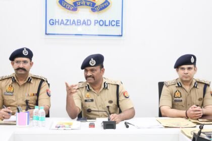 Police Commissioner **J. Ravinder Gaud** held a meeting with subordinate officers to make Ghaziabad crime-free. IMAGE CREDIT TO POLICE