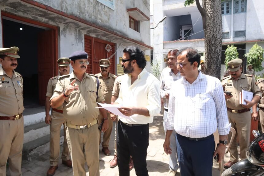 Home Guard recruitment exam: administration on alert; DM and SSP conducted a surprise inspection. IMAGE CREDIT TO सूचना विभाग