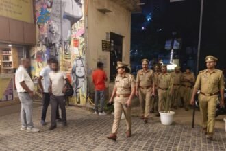 Police took action against those consuming alcohol in public places IMAGE CREDIT TO POLICE