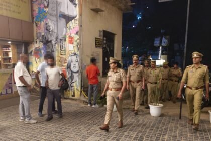 Police took action against those consuming alcohol in public places IMAGE CREDIT TO POLICE