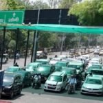 To protect passengers from the scorching heat of the sun, the Municipal Corporation has installed green nets at traffic signals. IMAGE CREDIT TO नगर निगम