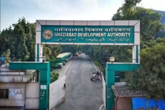 GDA: The One-Time Settlement (OTS) scheme receives widespread public support, with 300 allottees benefiting; strict action will be taken against those who default IMAGE CREDIT TO प्राधिकरण फाइल फोटो