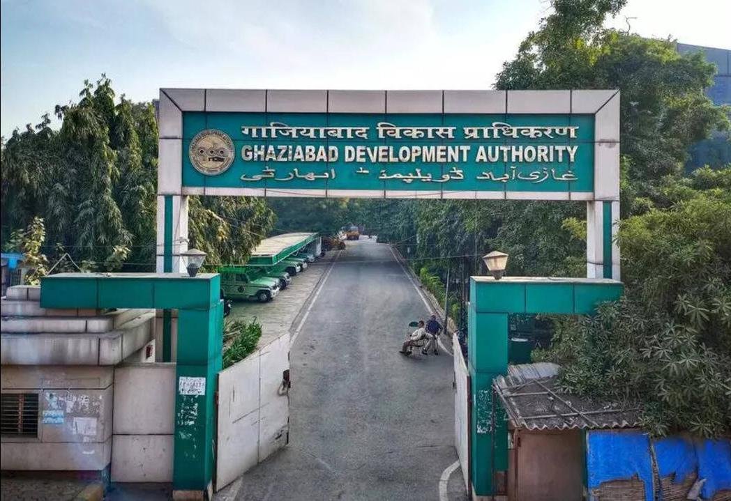 GDA: The One-Time Settlement (OTS) scheme receives widespread public support, with 300 allottees benefiting; strict action will be taken against those who default IMAGE CREDIT TO प्राधिकरण फाइल फोटो