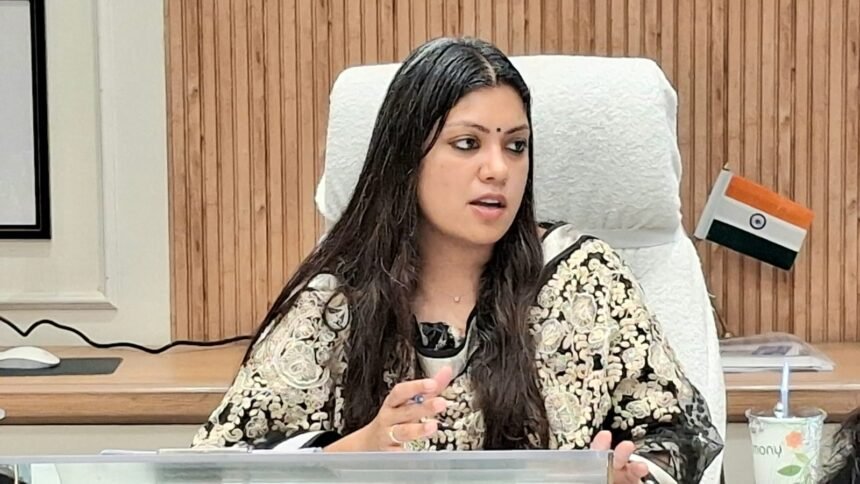 DM holds meeting with entrepreneurs to ensure success IMAGE CREDIT TO INFORMATION DEPARTMENT