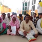 Slogans raised against the MLA; memorandum sent to the Chief Minister seeking financial assistance. IMAGE CREDIT TO रिपोर्टर