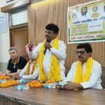 “Responsibility is as important as struggle in rural journalism,” said Kapil Dev Agarwal. IMAGE CREDIT TO रिपोर्टर