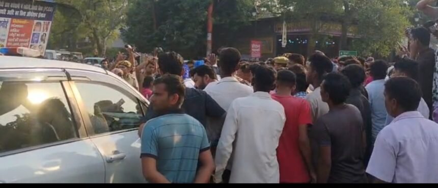 A stir erupted after the suspicious death of a history-sheeter lodged in Bijnor District Jail, leading to strong protests by family members and Azad Samaj Party workers. IMAGE CREDIT TO रिपोर्टर